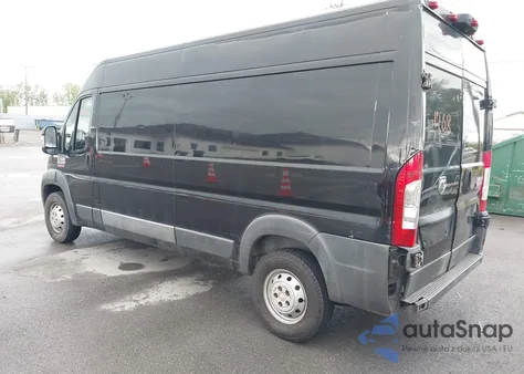 2015 Ram Promaster 2500 High Roof z USA, uszkodzony, nr VIN 3C6TRVDG1FE512803